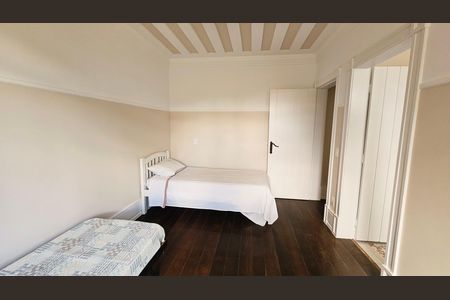 Casa à venda com 511m², 5 quartos e 4 vagas