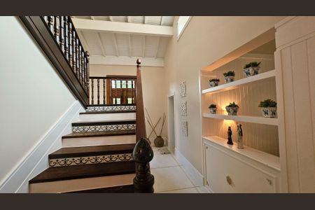 Casa à venda com 511m², 5 quartos e 4 vagas