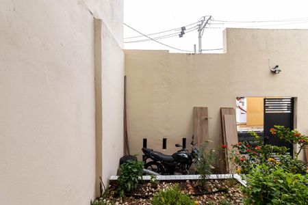 Casa para alugar com 25m², 1 quarto e sem vagaSala e Quarto - Vista