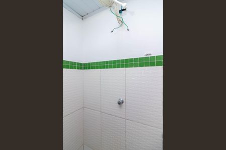 Banheiro de casa para alugar com 1 quarto, 25m² em Chora Menino, São Paulo