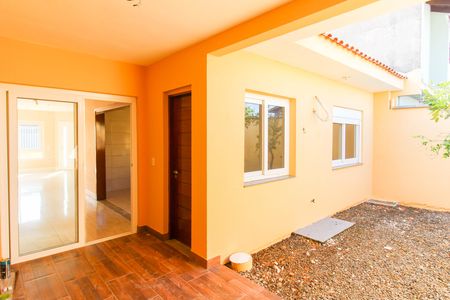 Casa à venda com 95m², 2 quartos e 1 vaga Casa à venda com 95m², 2 quartos e 1 vagaÁrea externa