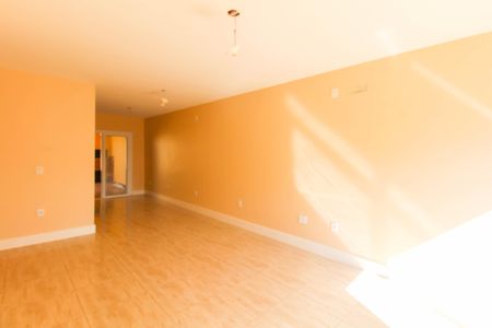 Sala de casa à venda com 2 quartos, 95m² em São José, Canoas