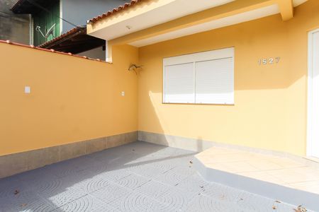 Casa à venda com 95m², 2 quartos e 1 vaga Casa à venda com 95m², 2 quartos e 1 vagaÁrea externa