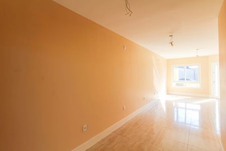 Casa à venda com 95m², 2 quartos e 1 vaga Casa à venda com 95m², 2 quartos e 1 vagaSala