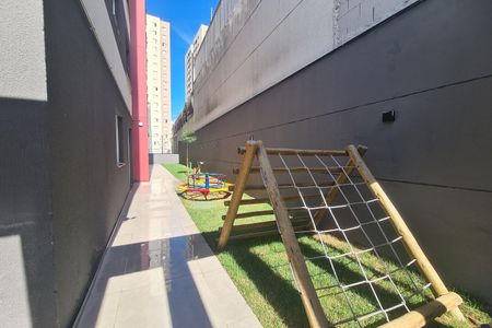 Apartamento para alugar com 34m², 2 quartos e sem vagaÁrea comum - Playground