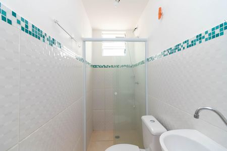 Banheiro de apartamento para alugar com 1 quarto, 28m² em Chora Menino, São Paulo