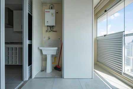 Apartamento para alugar com 57m², 1 quarto e 1 vagaVaranda