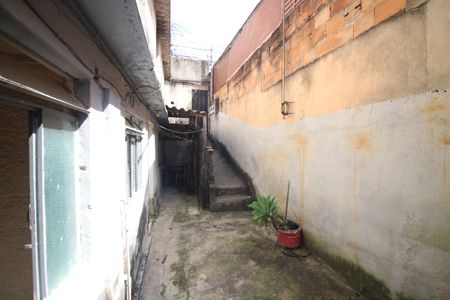 Casa para alugar com 40m², 2 quartos e sem vagaQuintal