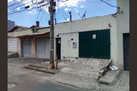 Casa para alugar com 40m², 2 quartos e sem vagaFachada / Plaquinha Instalada 01/05/2026 DIQY-523