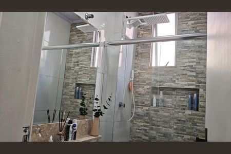 Apartamento à venda com 70m², 2 quartos e 1 vaga Apartamento à venda com 70m², 2 quartos e 1 vagaBanheiro
