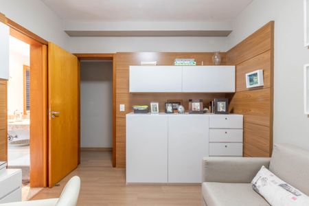 Apartamento à venda com 180m², 4 quartos e 4 vagasQuarto 2