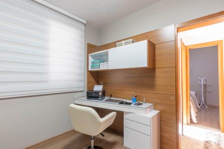 Apartamento à venda com 180m², 4 quartos e 4 vagasQuarto 2