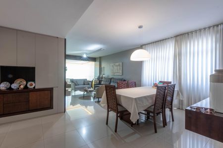Sala de apartamento à venda com 4 quartos, 180m² em Buritis, Belo Horizonte