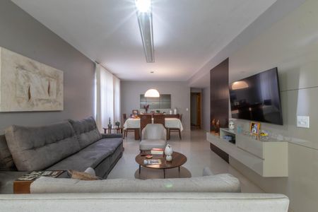 Apartamento à venda com 180m², 4 quartos e 4 vagasSala