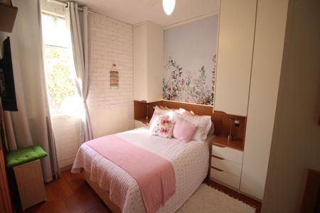 Apartamento à venda com 64m², 2 quartos e 2 vagasQuarto 2