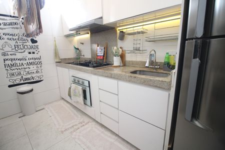 Apartamento à venda com 64m², 2 quartos e 2 vagasCozinha e Área de Serviço