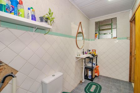 Casa à venda com 60m², 1 quarto e 2 vagas Casa à venda com 60m², 1 quarto e 2 vagasBanheiro