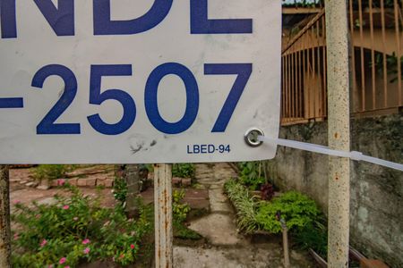Casa à venda com 60m², 1 quarto e 2 vagas Casa à venda com 60m², 1 quarto e 2 vagasPlaquinha