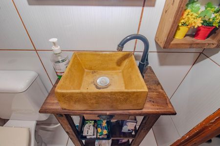 Casa à venda com 60m², 1 quarto e 2 vagas Casa à venda com 60m², 1 quarto e 2 vagasBanheiro 2