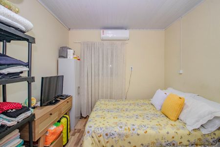 Quarto de casa à venda com 1 quarto, 60m² em Sarandi, Porto Alegre