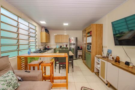 Casa à venda com 60m², 1 quarto e 2 vagas Casa à venda com 60m², 1 quarto e 2 vagasSala e Cozinha Integrados
