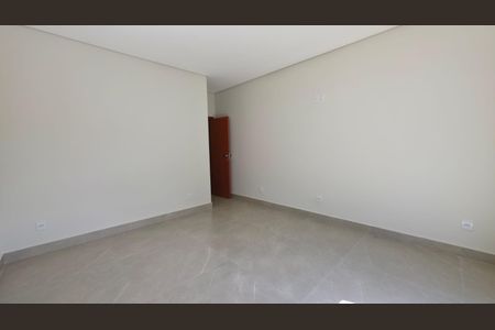 Casa à venda com 203m², 3 quartos e 2 vagasQuarto 2