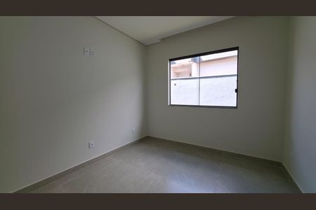 Casa à venda com 203m², 3 quartos e 2 vagasQuarto 2