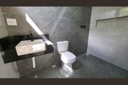 Banheiro 1 de casa à venda com 3 quartos, 203m² em Jardim Imperial, Lagoa Santa