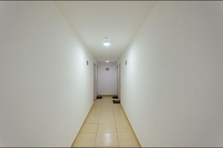 Apartamento para alugar com 47m², 2 quartos e sem vagaCorredor externo
