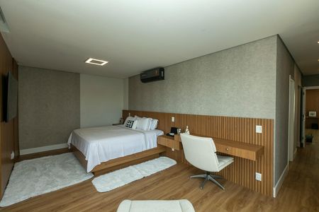 Casa de condomínio à venda com 421m², 4 quartos e 4 vagas Casa de condomínio à venda com 421m², 4 quartos e 4 vagasSUITE MASTER