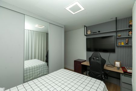 Casa de condomínio à venda com 421m², 4 quartos e 4 vagas Casa de condomínio à venda com 421m², 4 quartos e 4 vagasSUITE 2