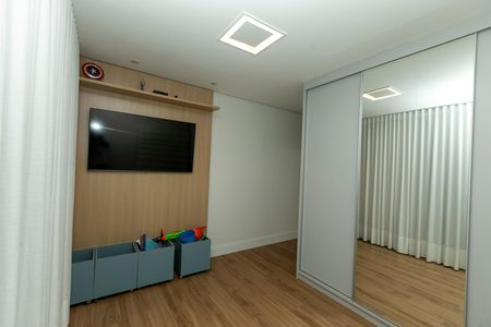 Casa de condomínio à venda com 421m², 4 quartos e 4 vagas Casa de condomínio à venda com 421m², 4 quartos e 4 vagasSUITE 1