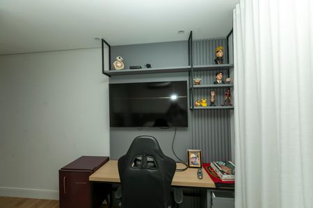 Casa de condomínio à venda com 421m², 4 quartos e 4 vagas Casa de condomínio à venda com 421m², 4 quartos e 4 vagasSUITE 2