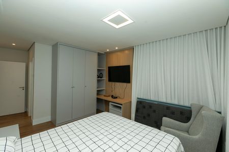 Casa de condomínio à venda com 421m², 4 quartos e 4 vagas Casa de condomínio à venda com 421m², 4 quartos e 4 vagasSUITE 3