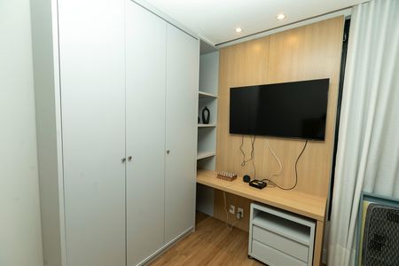 Casa de condomínio à venda com 421m², 4 quartos e 4 vagas Casa de condomínio à venda com 421m², 4 quartos e 4 vagasSUITE 3