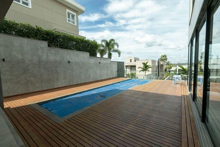 Casa de condomínio à venda com 421m², 4 quartos e 4 vagas Casa de condomínio à venda com 421m², 4 quartos e 4 vagasPISCINA