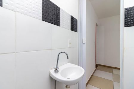 Banheiro de apartamento para alugar com 1 quarto, 22m² em Chora Menino, São Paulo