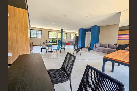 Apartamento para alugar com 38m², 2 quartos e sem vagaÁrea comum - Salão de festas