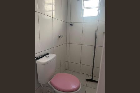 Casa para alugar com 25m², 1 quarto e sem vaga Casa para alugar com 25m², 1 quarto e sem vagaBanheiro