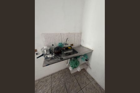 Sala/Cozinha de casa para alugar com 1 quarto, 25m² em Vila Antonina, São Paulo