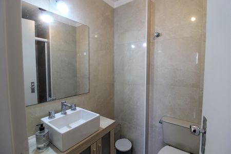 Apartamento à venda com 67m², 3 quartos e 2 vagasBanheiro
