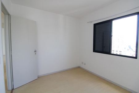 Apartamento à venda com 67m², 3 quartos e 2 vagasQuarto 2