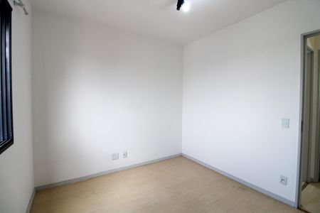 Apartamento à venda com 67m², 3 quartos e 2 vagasQuarto 2