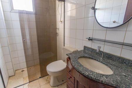 Apartamento para alugar com 65m², 2 quartos e 1 vaga Apartamento para alugar com 65m², 2 quartos e 1 vagaBanheiro