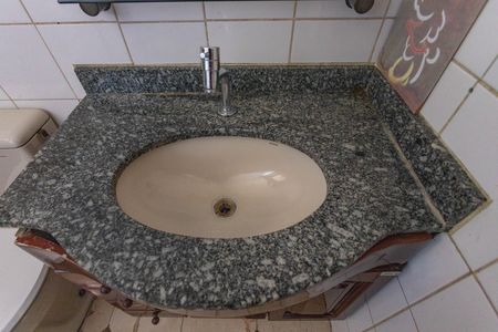 Apartamento para alugar com 65m², 2 quartos e 1 vaga Apartamento para alugar com 65m², 2 quartos e 1 vagaBanheiro