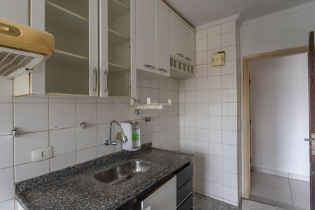 Apartamento para alugar com 65m², 2 quartos e 1 vaga Apartamento para alugar com 65m², 2 quartos e 1 vagaCozinha