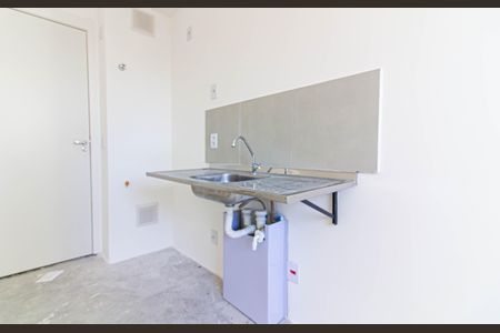 Cozinha de apartamento para alugar com 1 quarto, 26m² em Barra Funda, São Paulo
