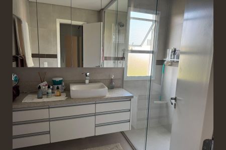 Apartamento à venda com 160m², 3 quartos e 3 vagas Apartamento à venda com 160m², 3 quartos e 3 vagasBanheiro