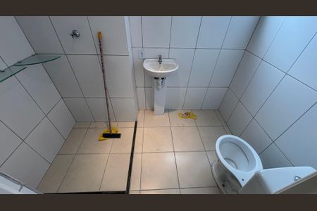 Apartamento para alugar com 69m², 2 quartos e sem vagaBanheiro