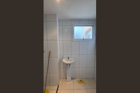 Apartamento para alugar com 69m², 2 quartos e sem vagaBanheiro